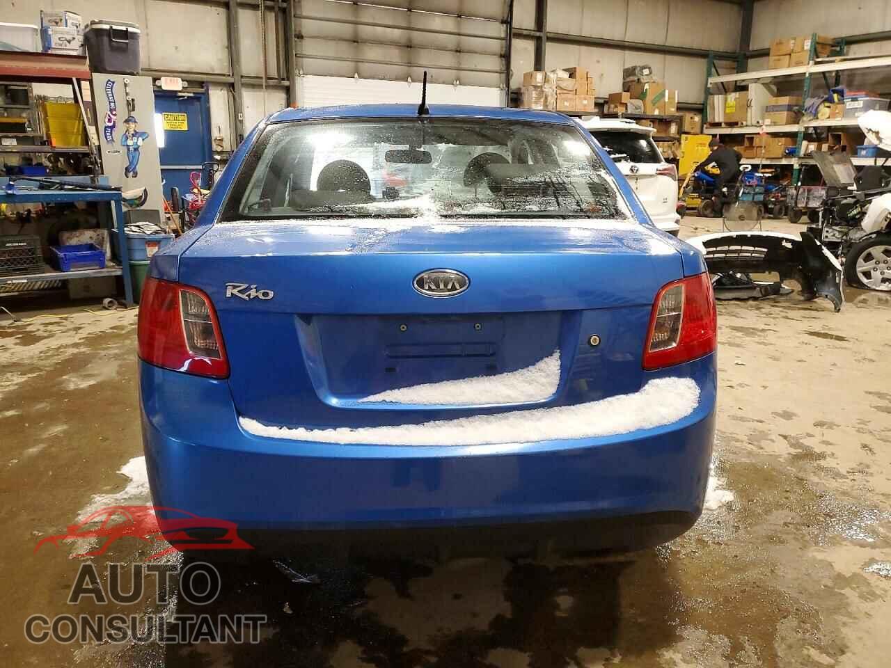 KIA RIO 2011 - KNADH4B38B6747254