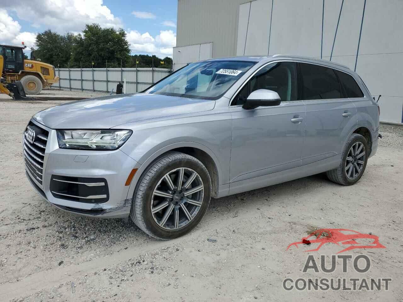 AUDI Q7 2019 - WA1LAAF70KD001563