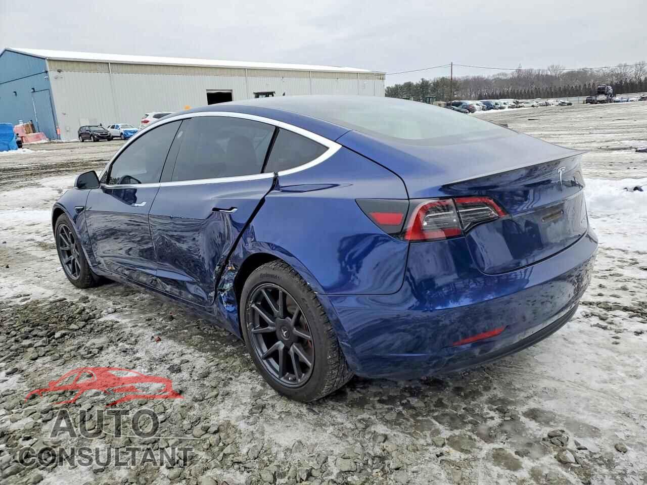 TESLA MODEL 3 2018 - 5YJ3E1EB3JF096594