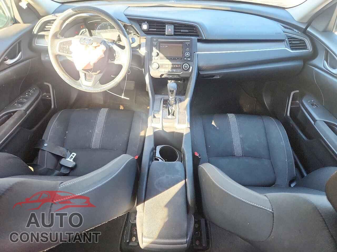HONDA CIVIC 2019 - 2HGFC2F66KH546763