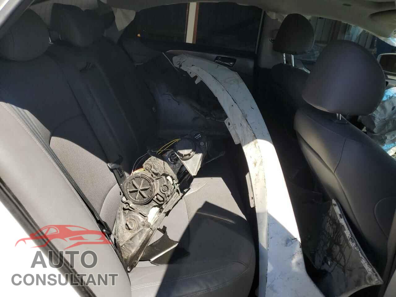 HYUNDAI SONATA 2012 - KMHEC4A45CA020714
