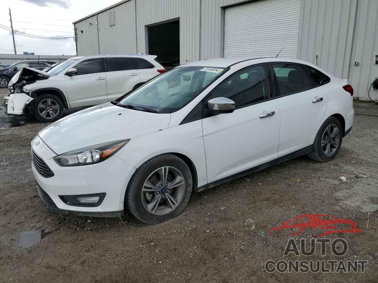 FORD FOCUS 2018 - 1FADP3F27JL227277