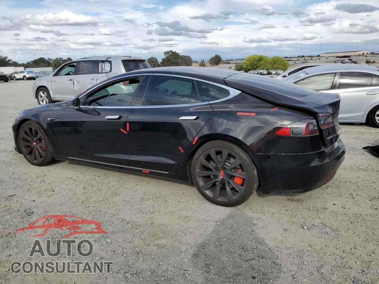 TESLA MODEL S 2018 - 5YJSA1E23JF259266