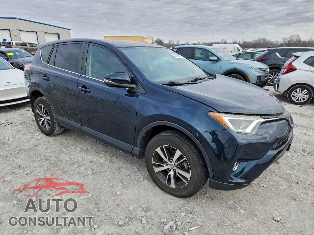 TOYOTA RAV4 2018 - 2T3RFREV3JW790955
