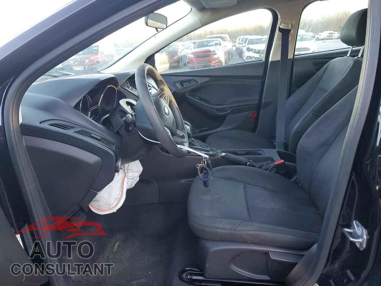 FORD FOCUS 2016 - 1FADP3E27GL203040