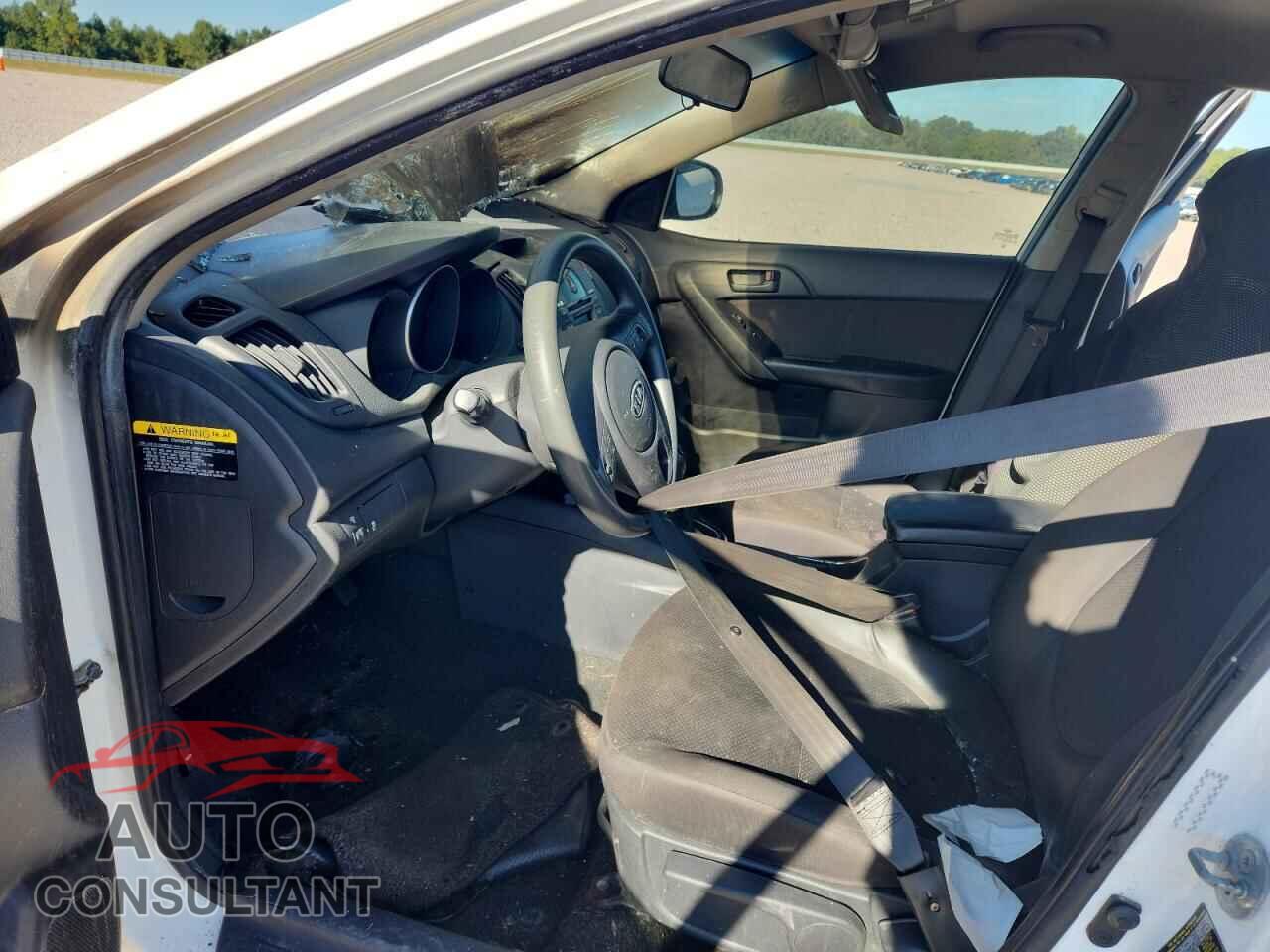 KIA FORTE 2012 - KNAFU4A28C5597487