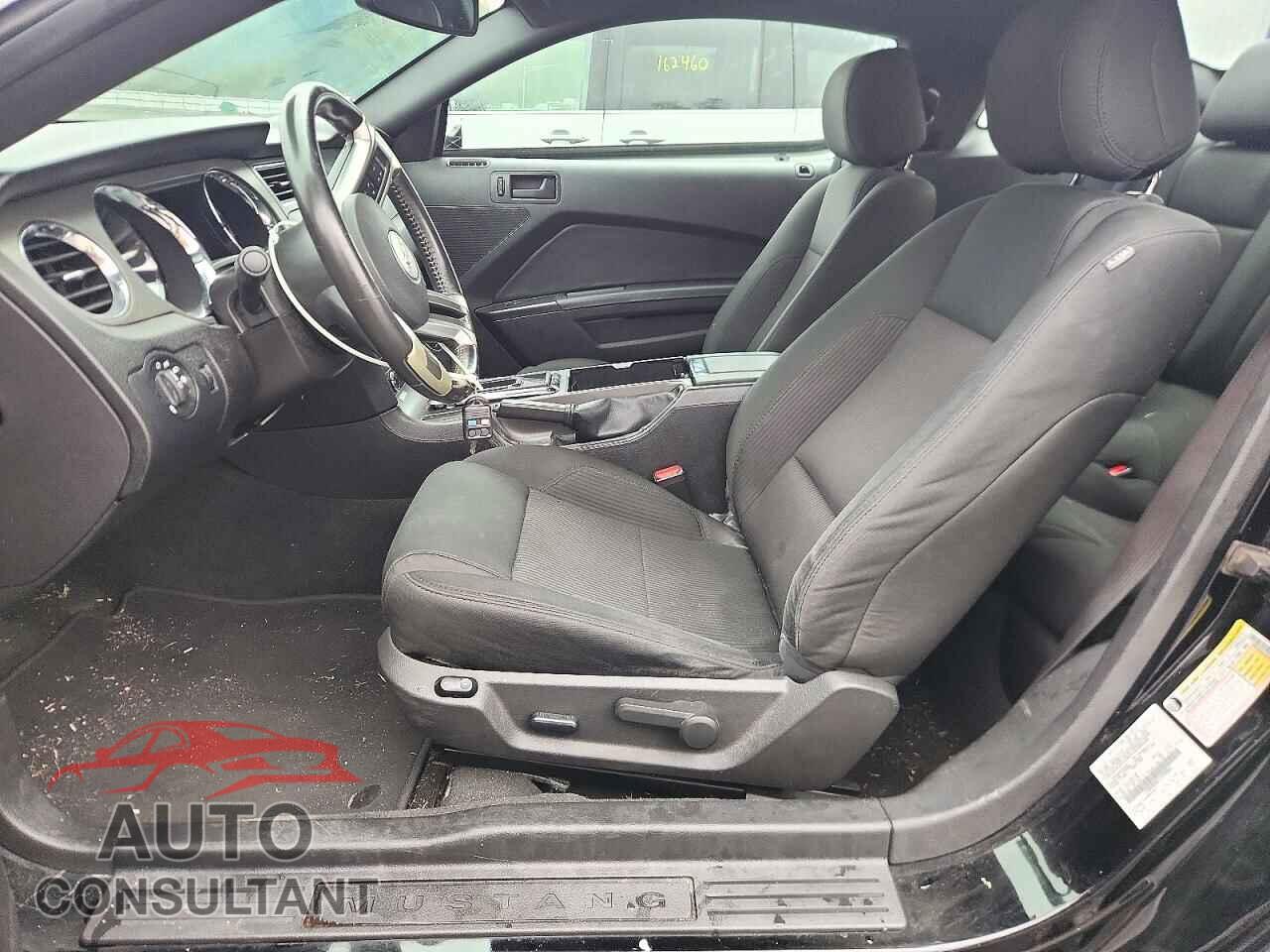 FORD MUSTANG 2014 - 1ZVBP8AM1E5290065