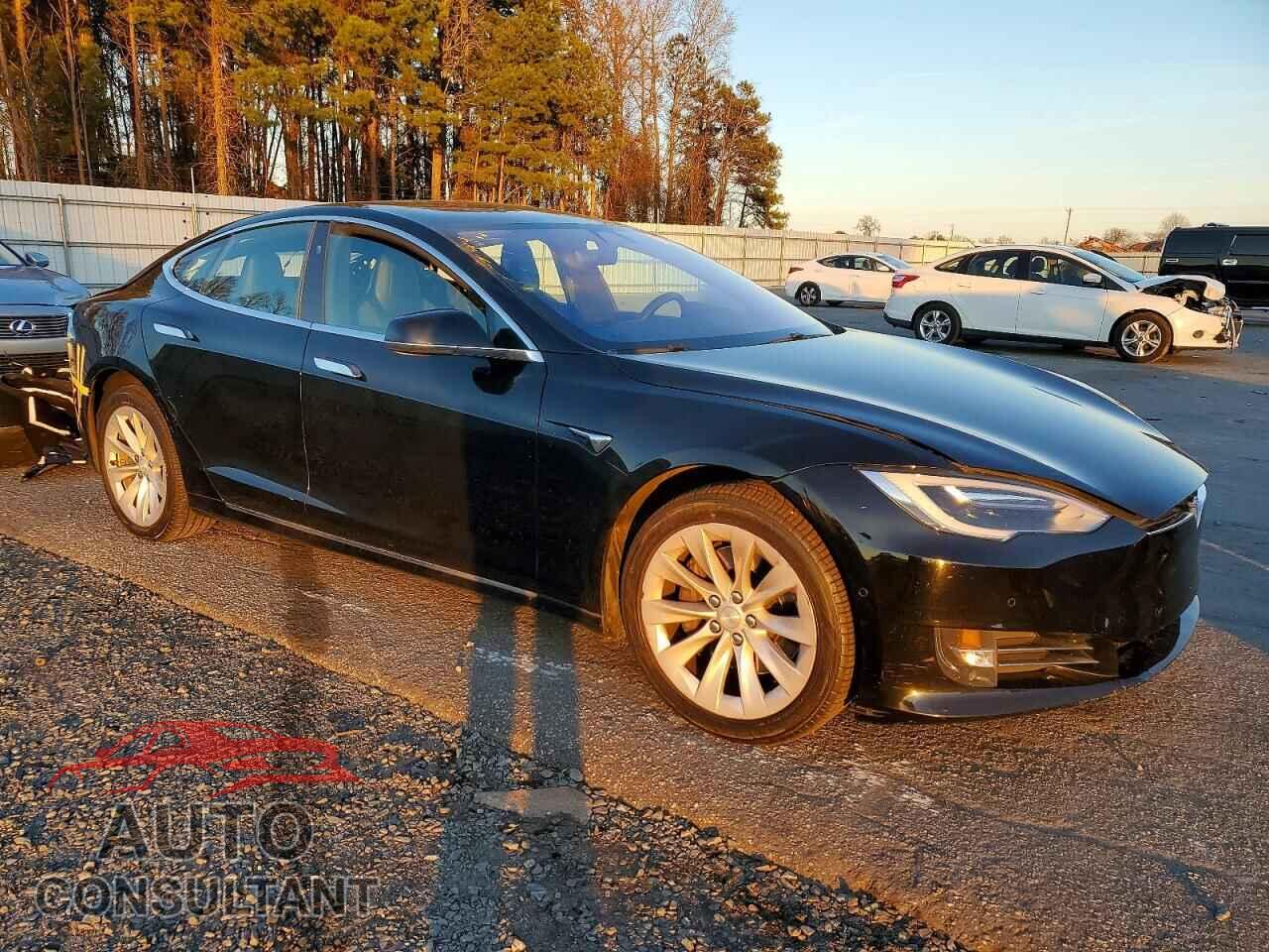 TESLA MODEL S 2017 - 5YJSA1E14HF213978