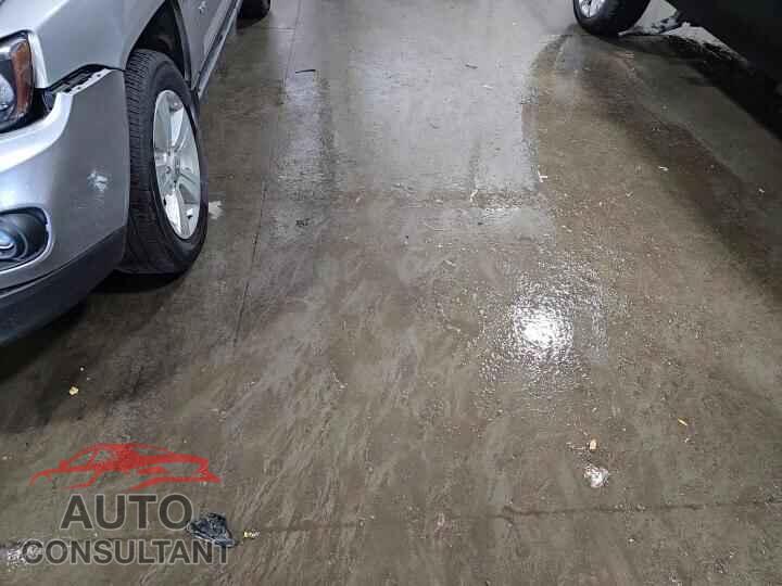 JEEP COMPASS 2016 - 1C4NJDBB8GD798212
