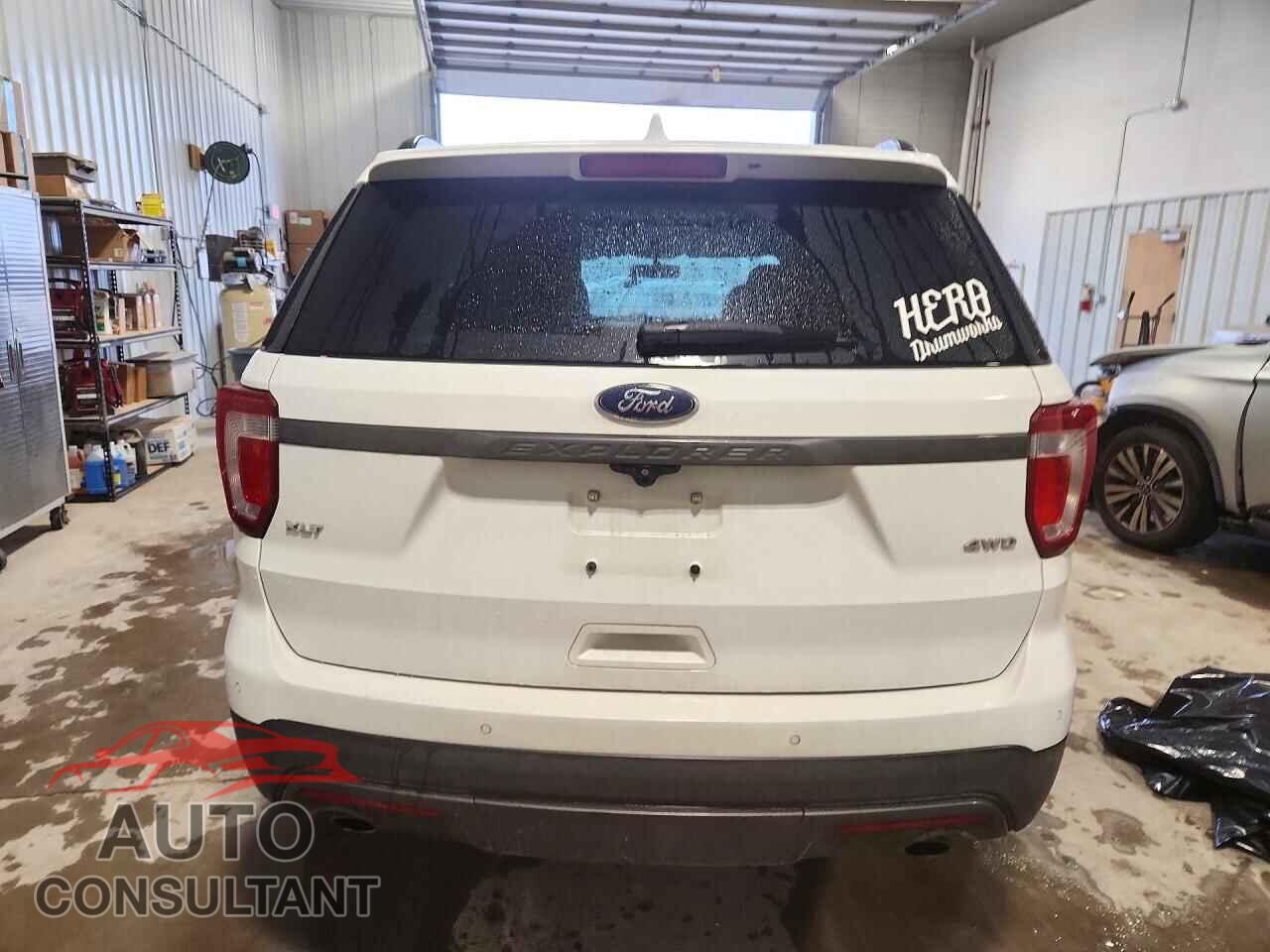 FORD EXPLORER 2017 - 1FM5K8D88HGC54553