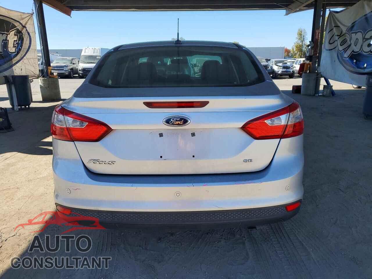 FORD FOCUS 2014 - 1FADP3F20EL374563
