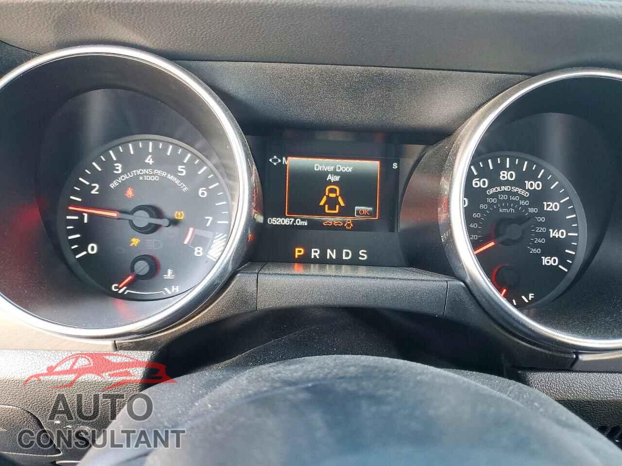 FORD MUSTANG 2019 - 1FA6P8CF4K5103549