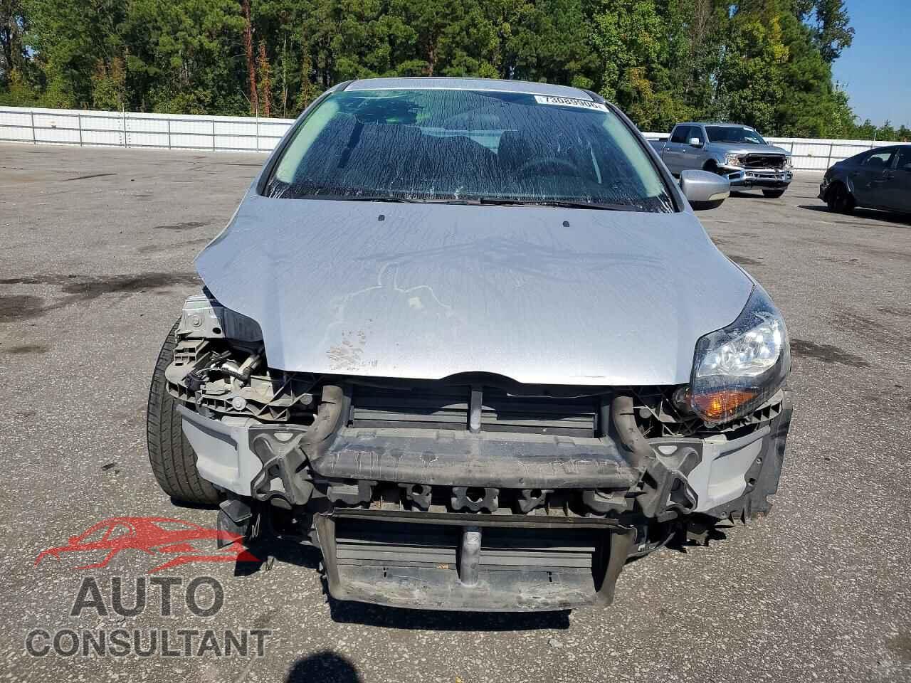 FORD FOCUS 2014 - 1FADP3K24EL332368