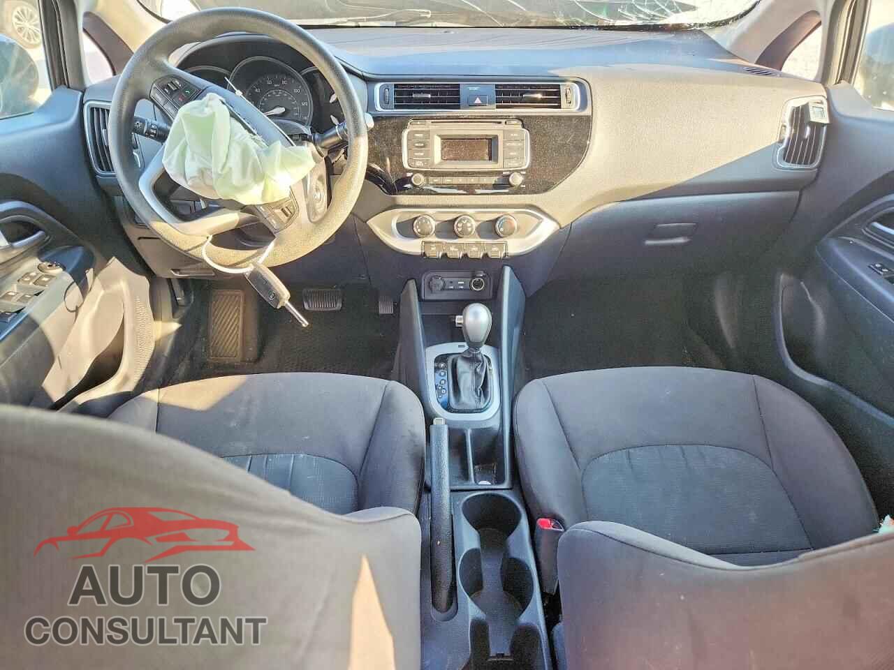 KIA RIO 2017 - KNADM4A3XH6117614