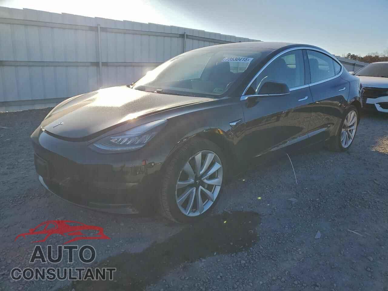 TESLA MODEL 3 2018 - 5YJ3E1EA8JF089289