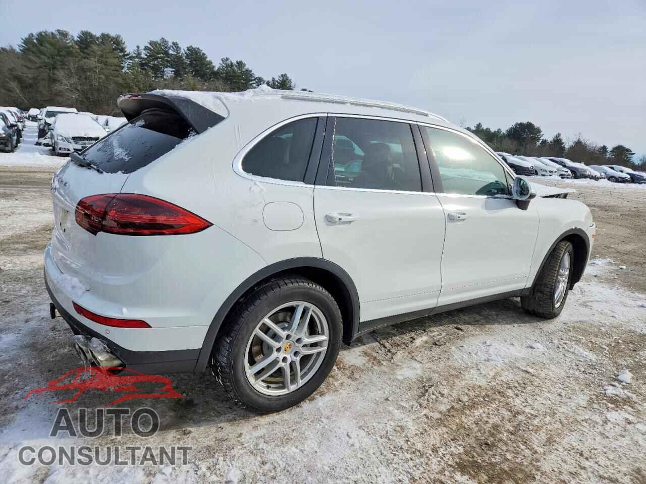 PORSCHE CAYENNE 2018 - WP1AB2A24JLA60873