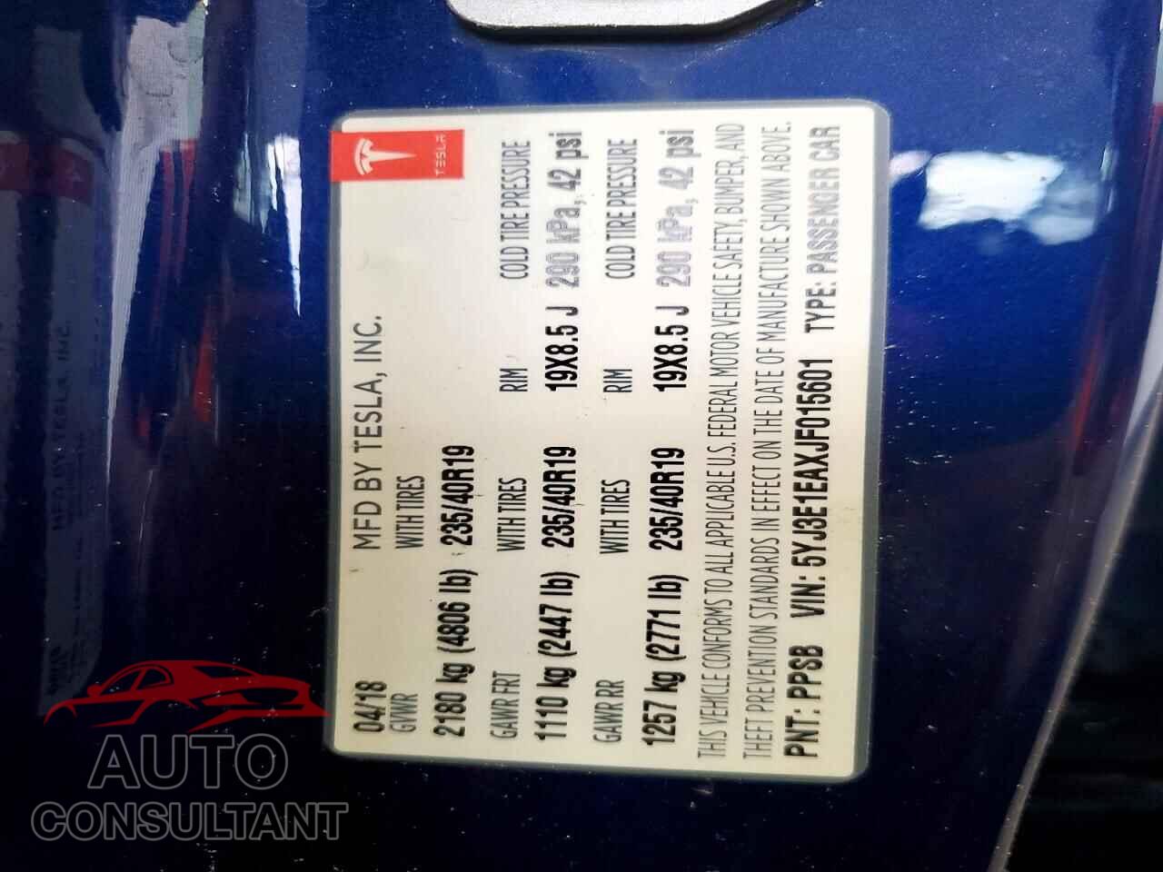 TESLA MODEL 3 2018 - 5YJ3E1EAXJF015601