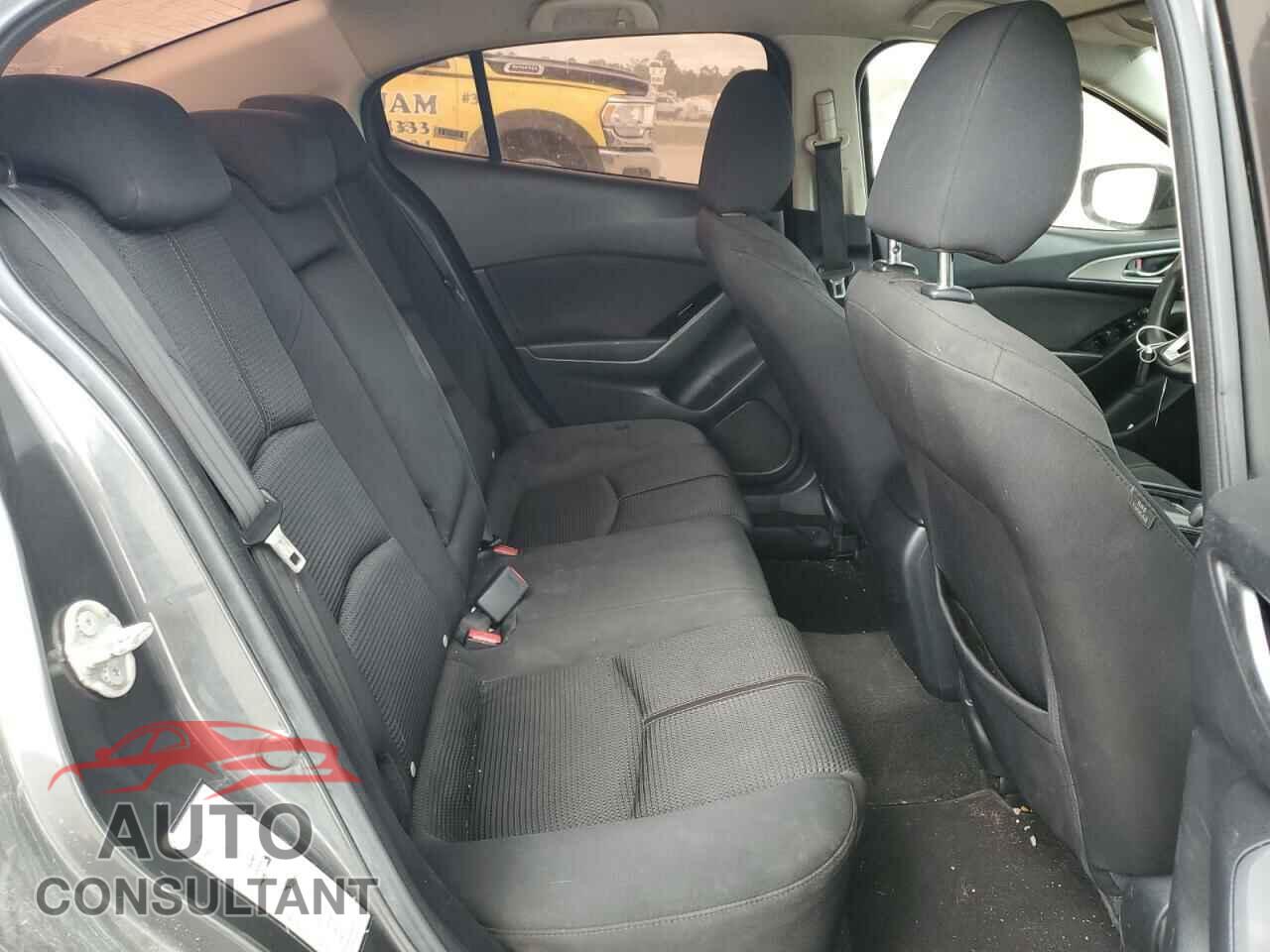 MAZDA 3 2017 - 3MZBN1U74HM116508
