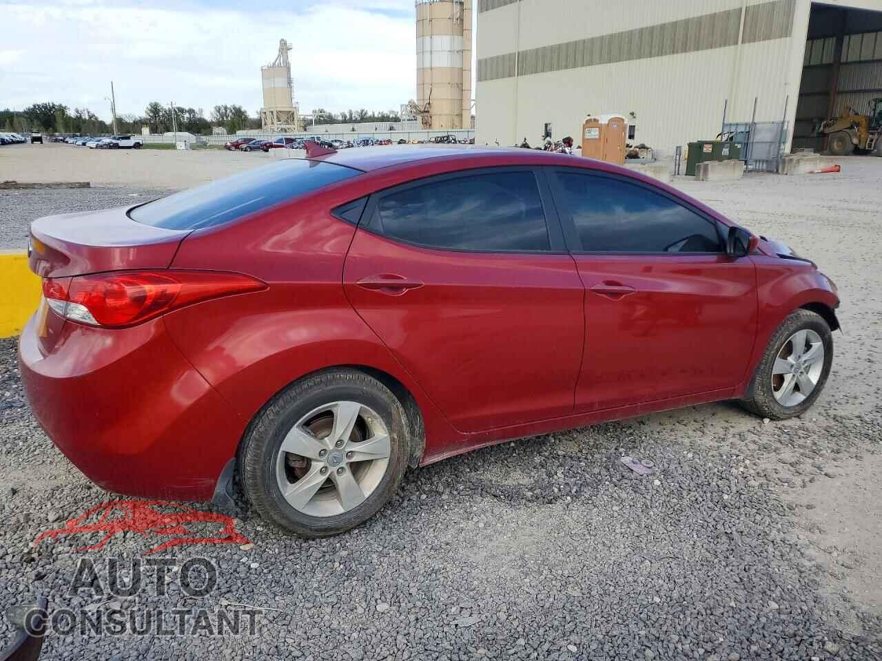 HYUNDAI ELANTRA 2013 - KMHDH4AE3DU571875