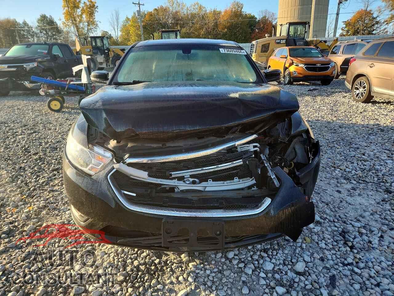 FORD TAURUS 2015 - 1FAHP2E80FG161091