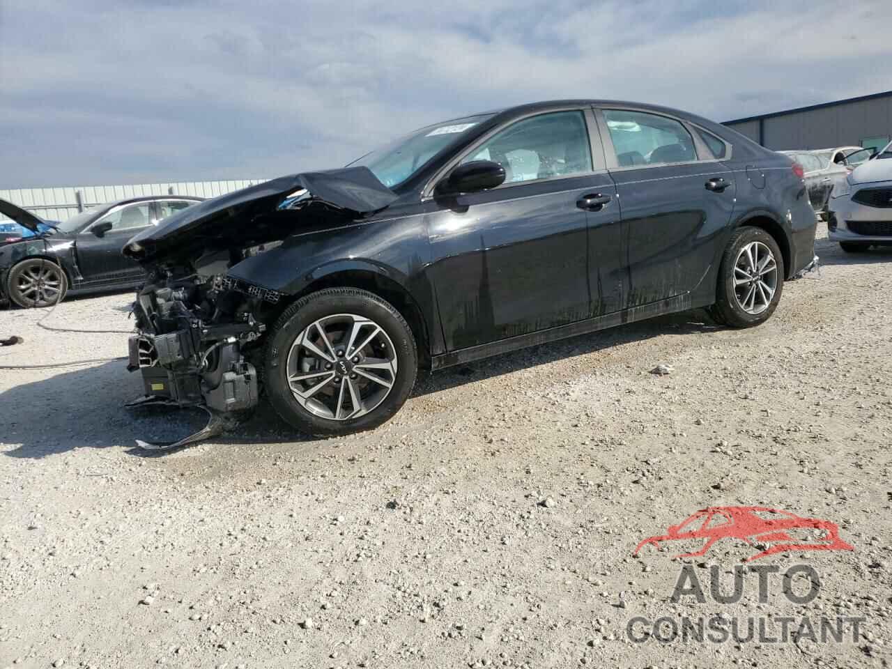 KIA FORTE 2023 - 3KPF24AD1PE574069