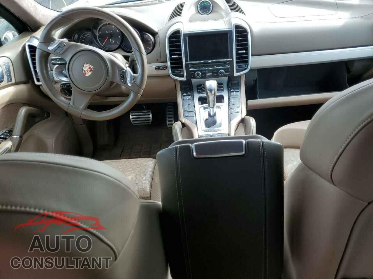 PORSCHE CAYENNE 2013 - WP1AC2A26DLA91639