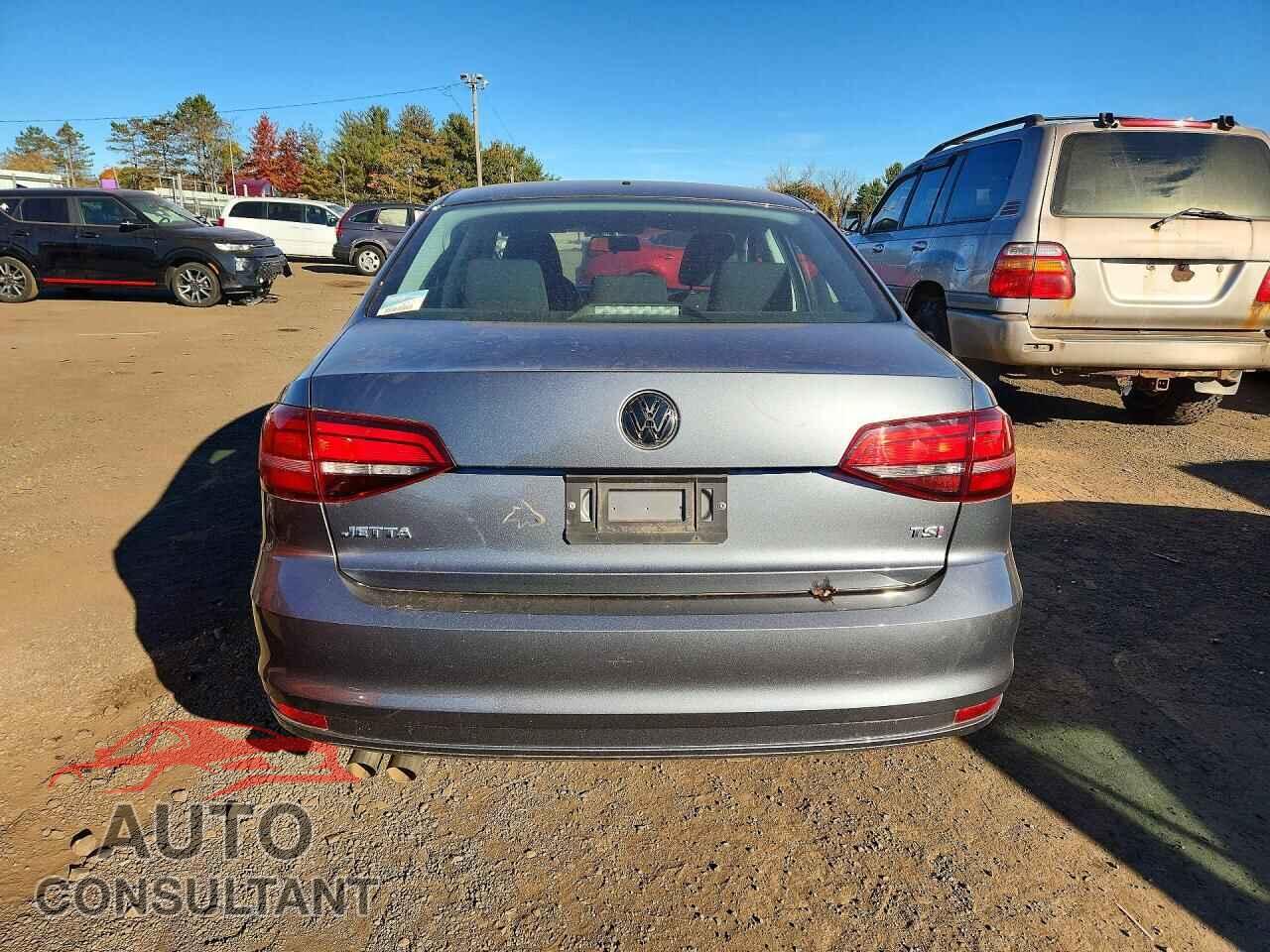 VOLKSWAGEN JETTA 2017 - 3VW2B7AJ0HM319925