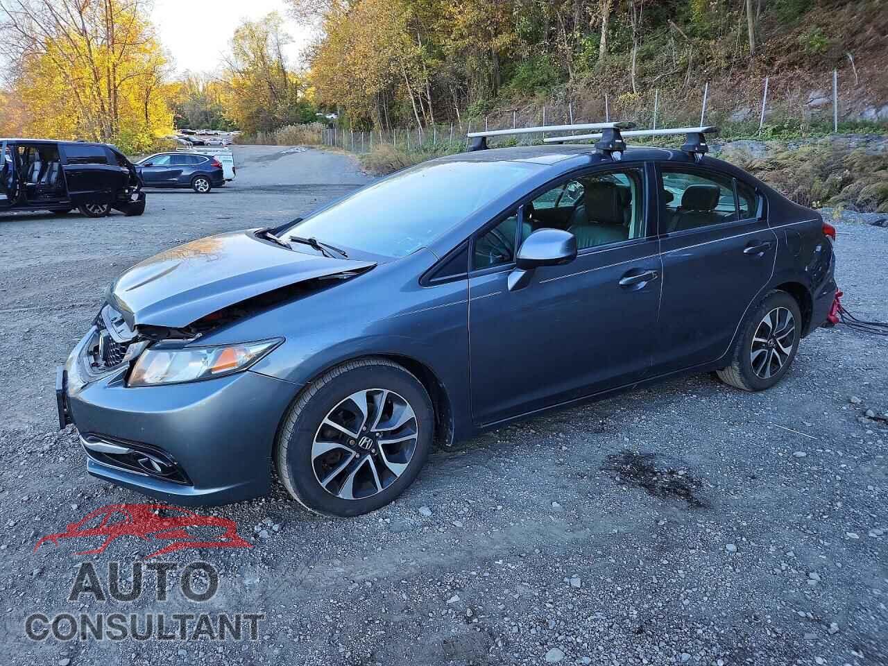 HONDA CIVIC 2013 - 2HGFB2F98DH517751