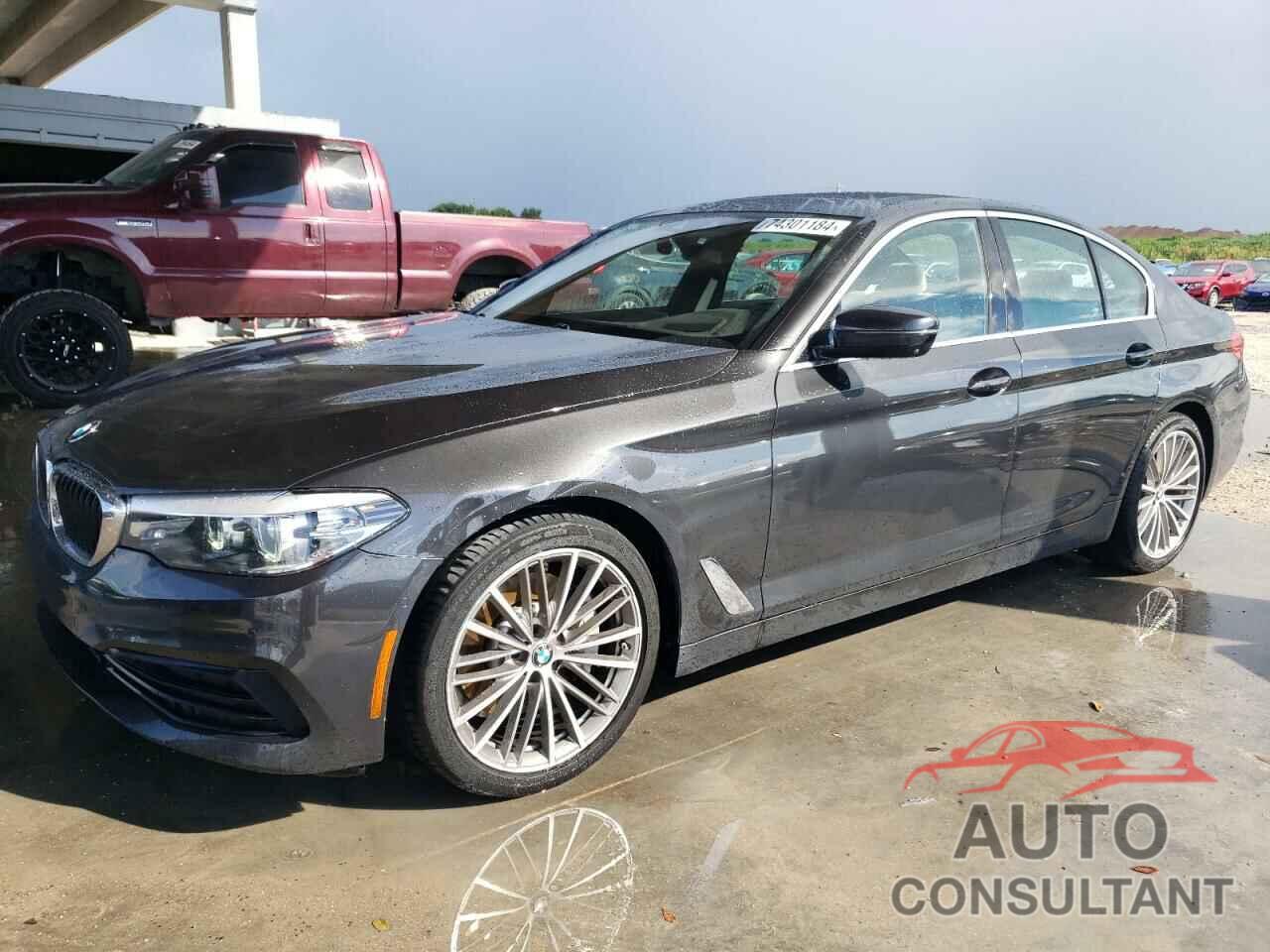 BMW 5 SERIES 2019 - WBAJE7C58KG893158