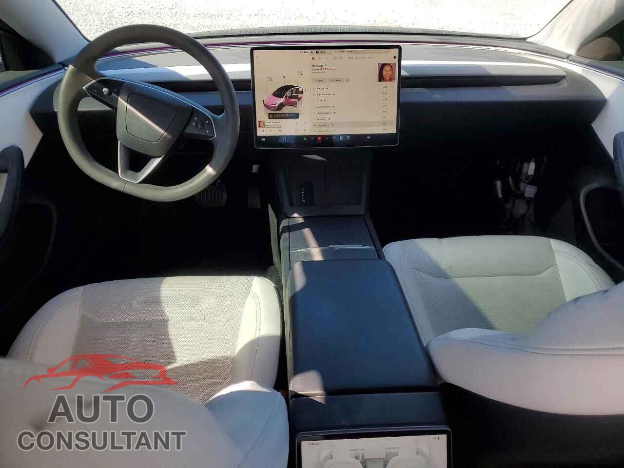 TESLA MODEL 3 2025 - 5YJ3E1EA3SF916598