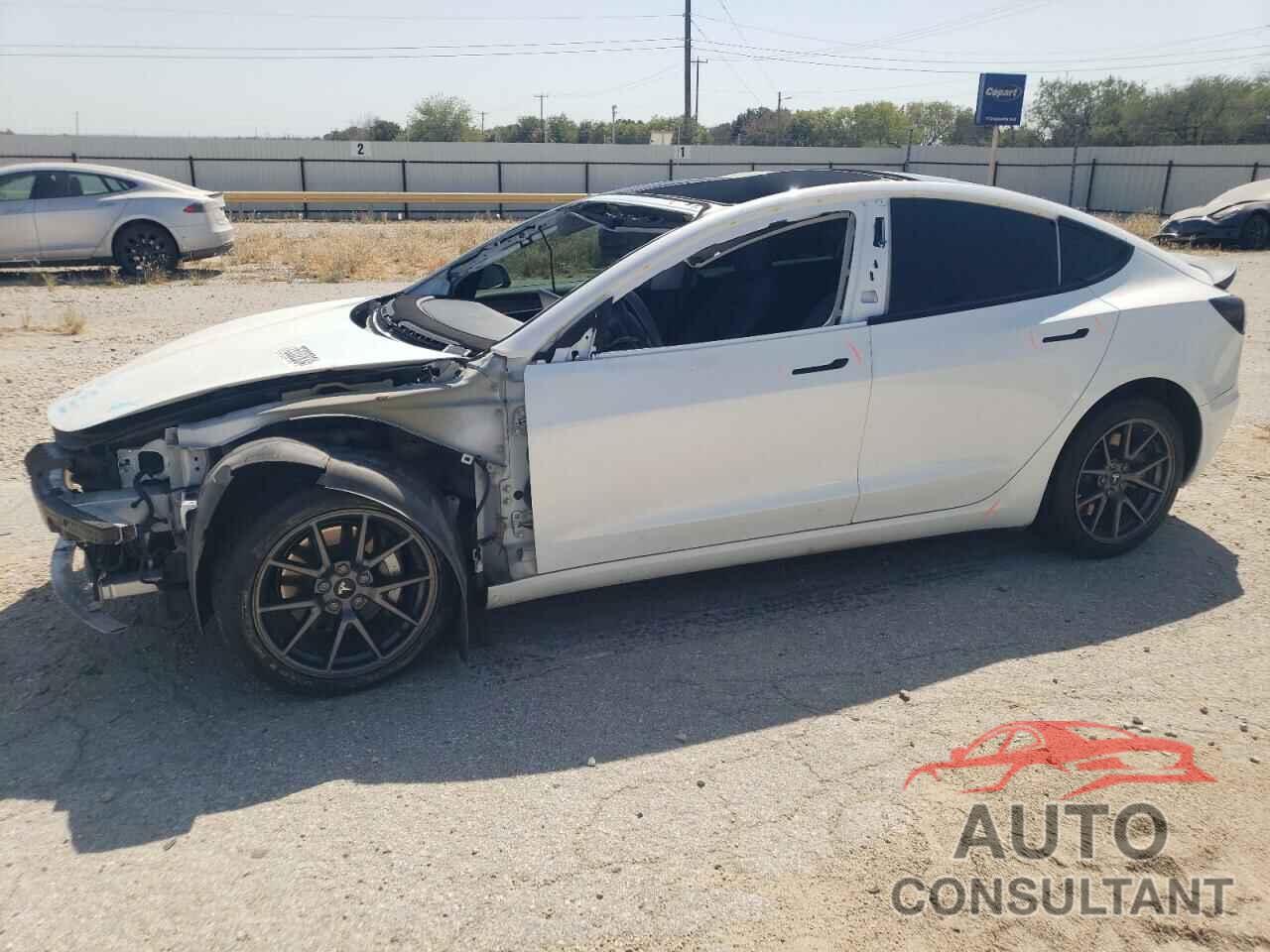 TESLA MODEL 3 2021 - 5YJ3E1EA8MF976850