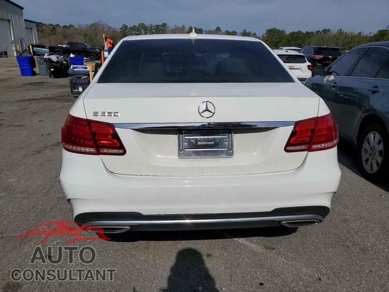 MERCEDES-BENZ E-CLASS 2014 - WDDHF5KB1EB043521