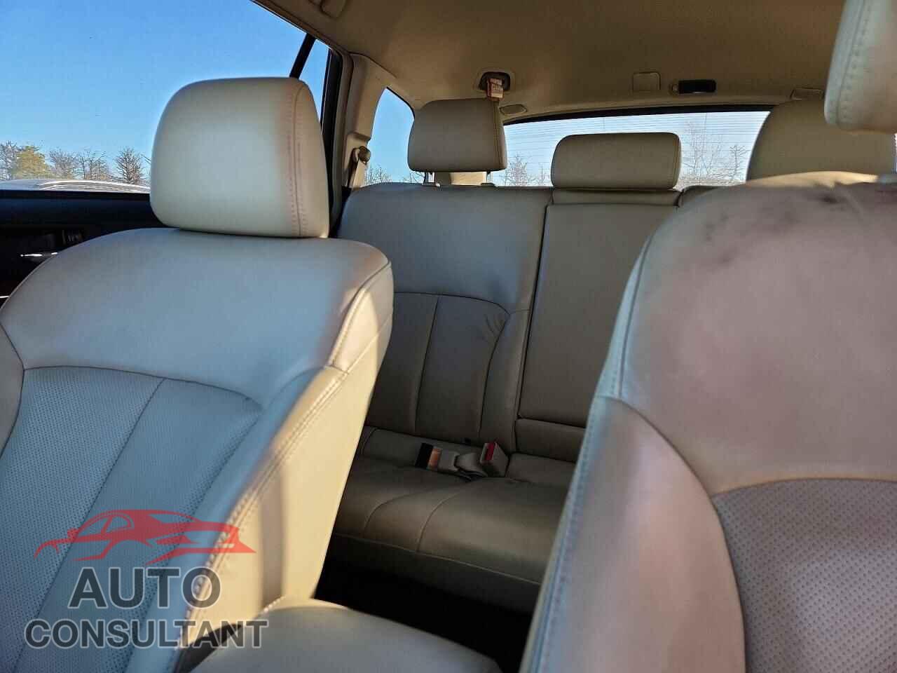 SUBARU OUTBACK 2011 - 4S4BRBLC8B3352661