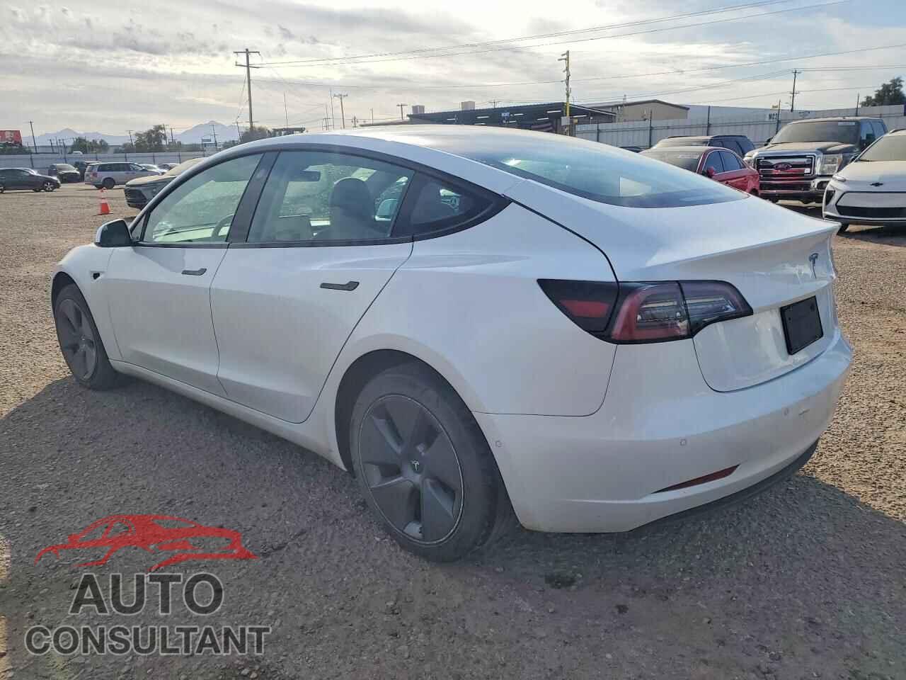 TESLA MODEL 3 2022 - 5YJ3E1EA8NF370403