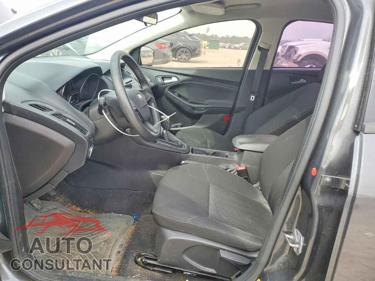 FORD FOCUS 2017 - 1FADP3FEXHL219792