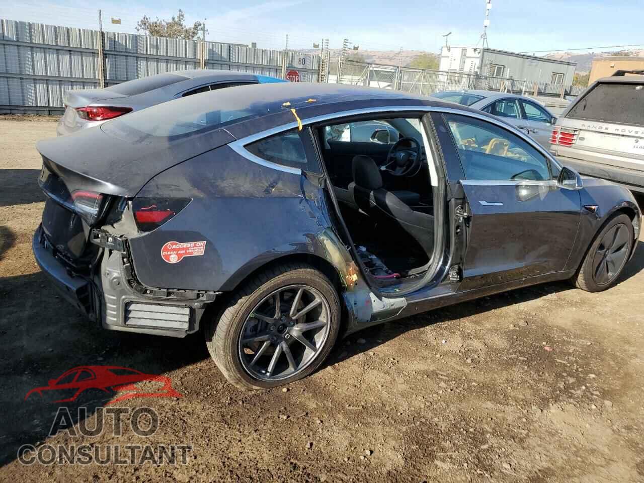 TESLA MODEL 3 2018 - 5YJ3E1EA0JF038658