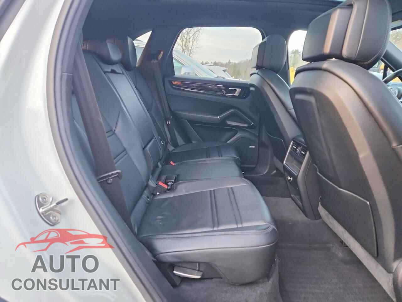 PORSCHE CAYENNE 2019 - WP1AA2AY5KDA07764
