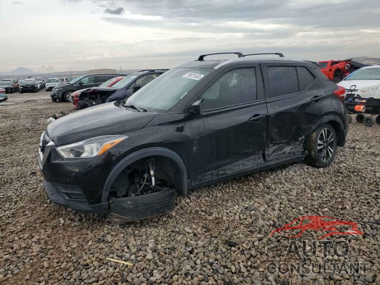 NISSAN KICKS 2018 - 3N1CP5CU2JL518557