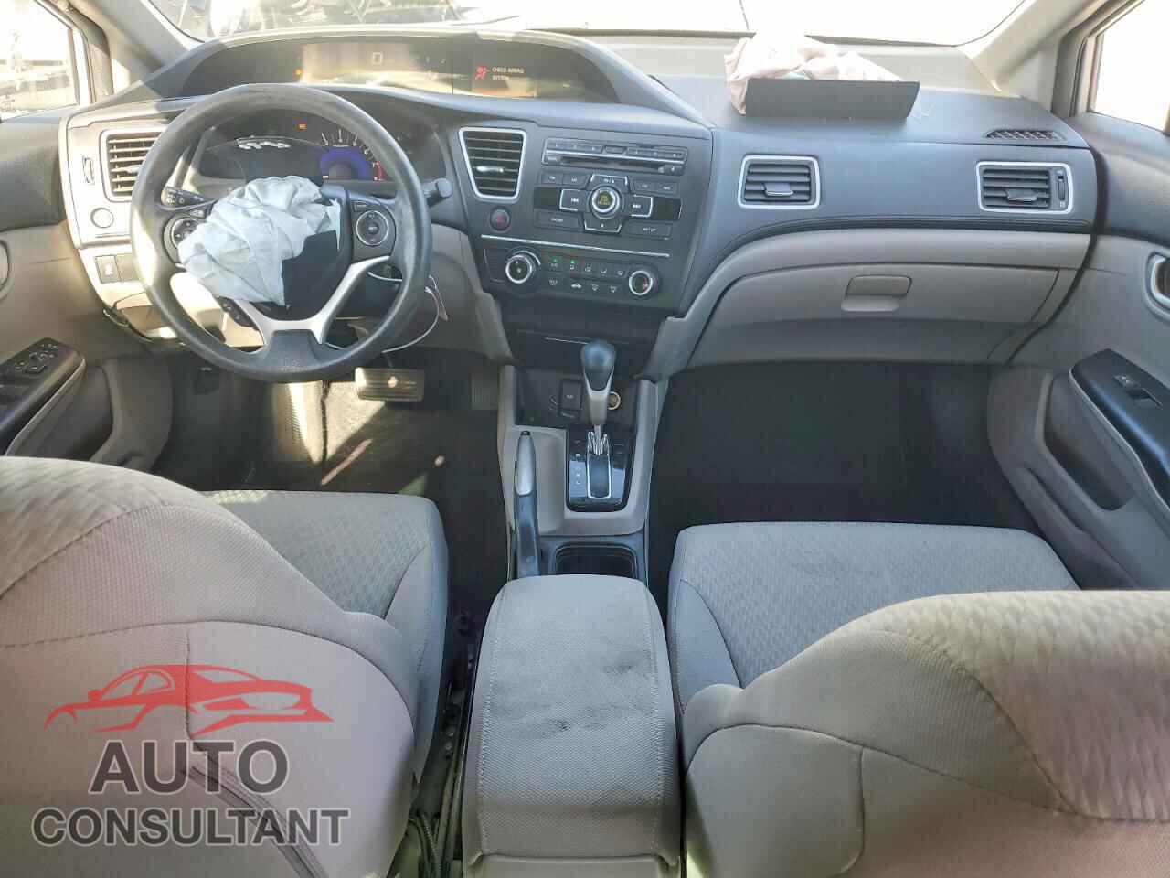 HONDA CIVIC 2015 - 2HGFB2F55FH551100