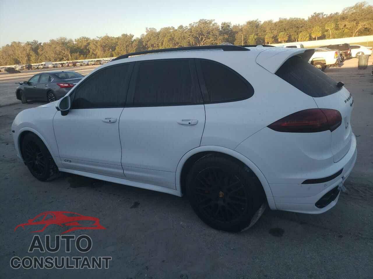 PORSCHE CAYENNE 2017 - WP1AD2A29HLA83277