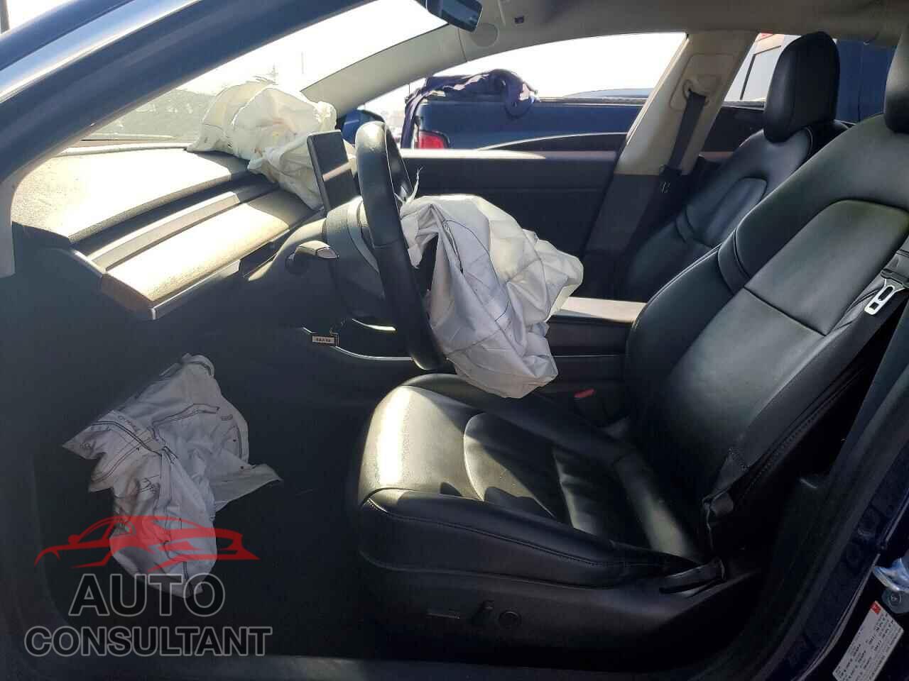 TESLA MODEL 3 2018 - 5YJ3E1EA2JF003703