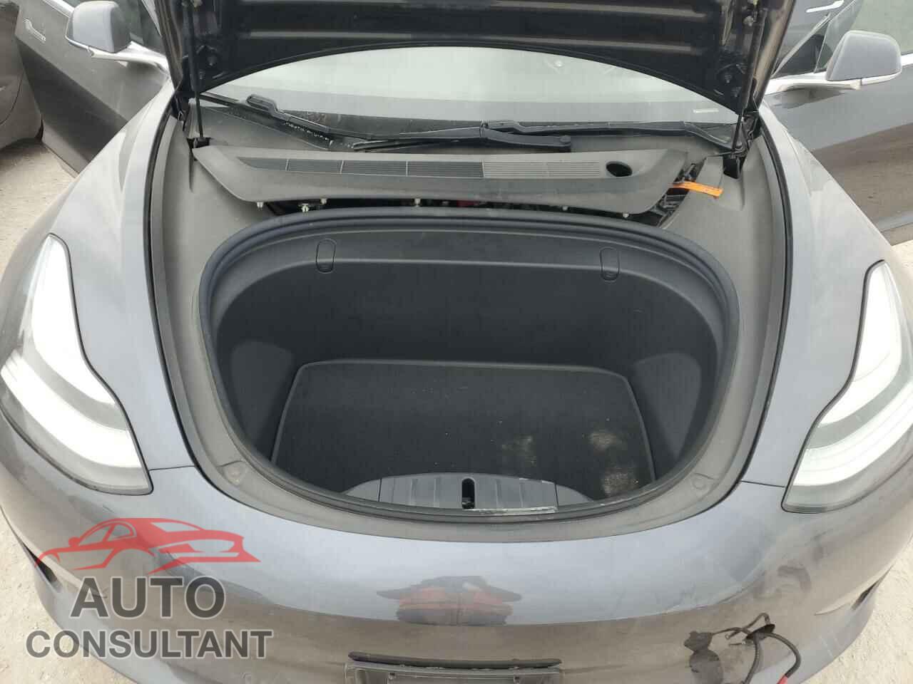 TESLA MODEL 3 2018 - 5YJ3E1EA8JF163004