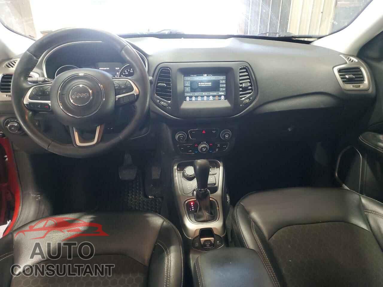 JEEP COMPASS 2020 - 3C4NJDBB8LT173555