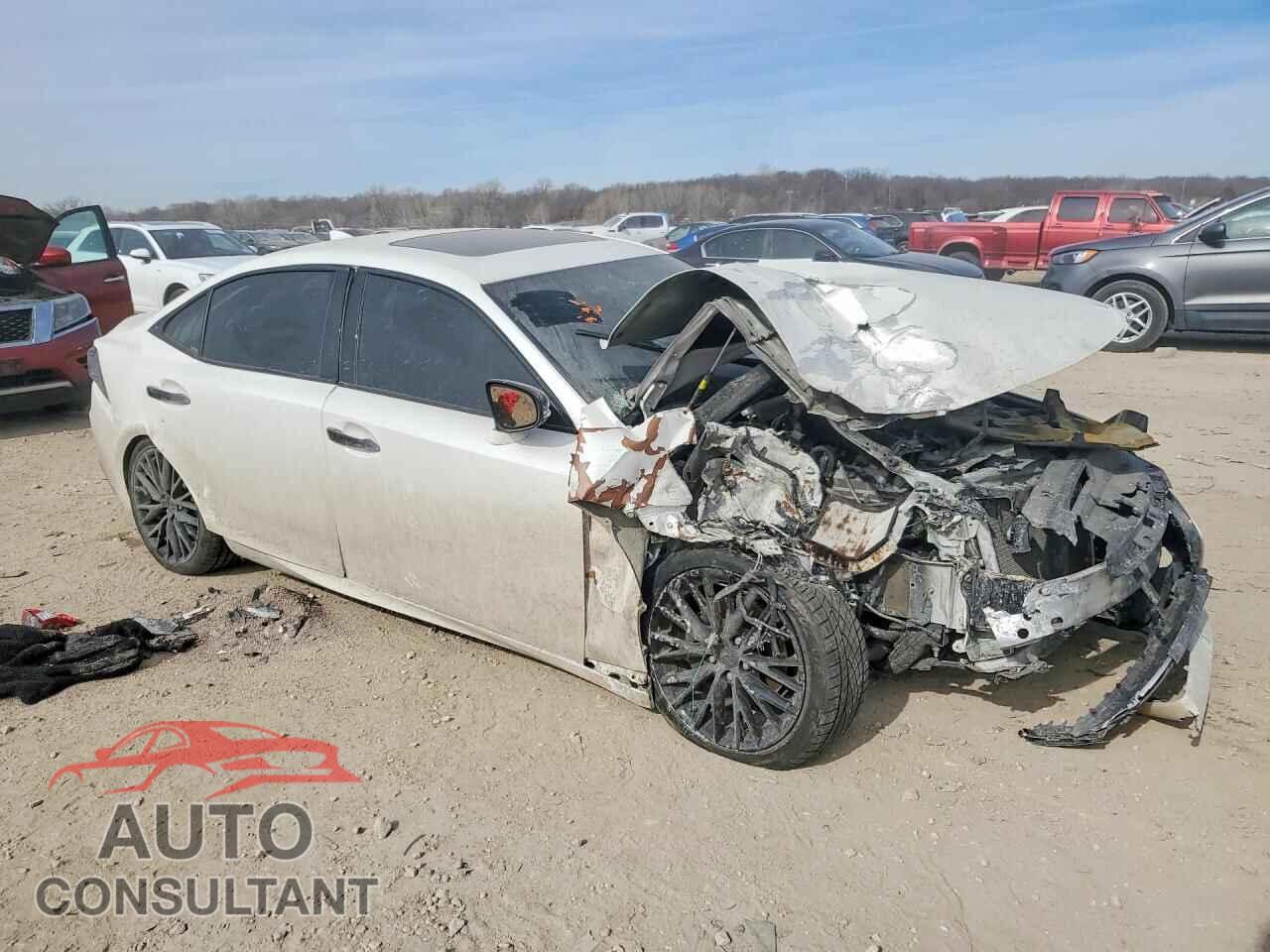 LEXUS IS 2015 - JTHCF1D29F5027480