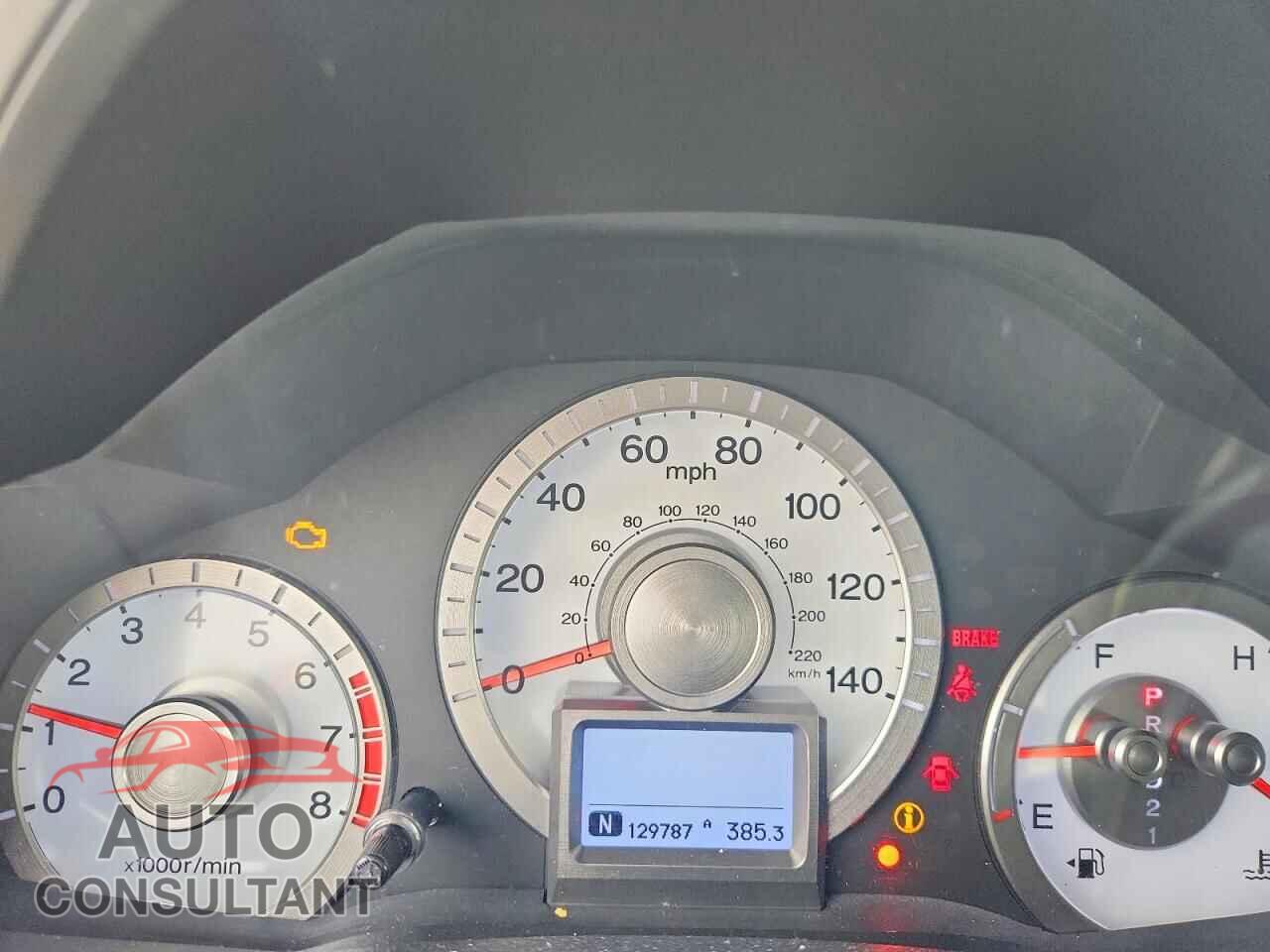 HONDA PILOT 2011 - 5FNYF4H99BB006461