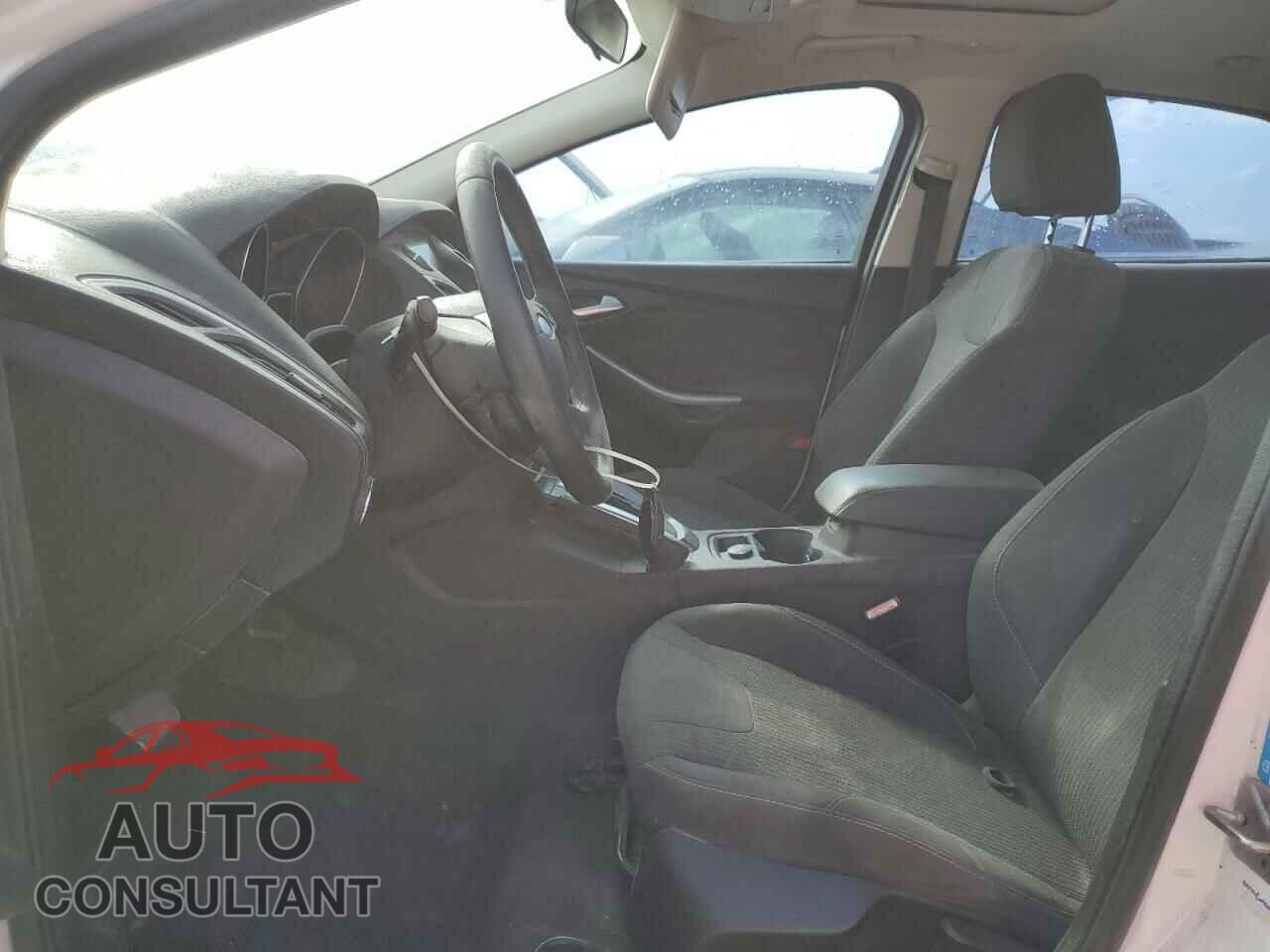 FORD FOCUS 2012 - 1FAHP3N28CL402433