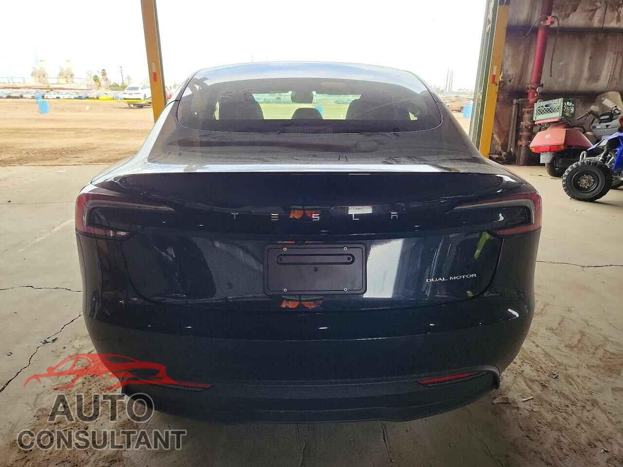 TESLA MODEL 3 2025 - 5YJ3E1EB0SF078667