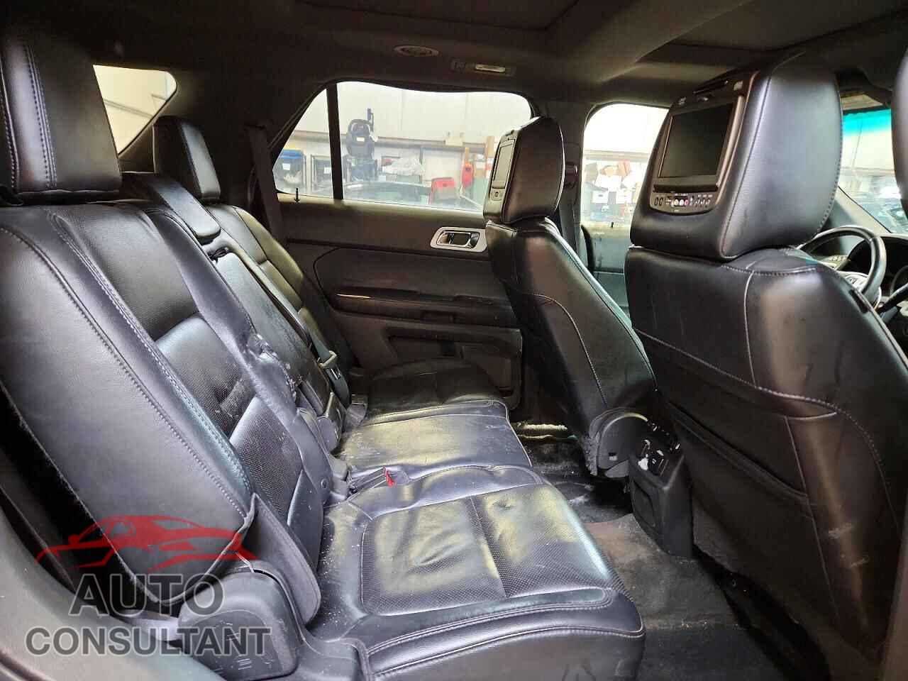 FORD EXPLORER 2011 - 1FMHK8F88BGA70229
