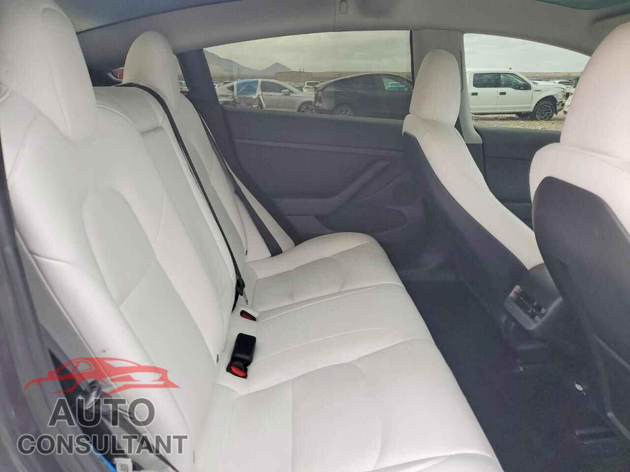 TESLA MODEL 3 2023 - 5YJ3E1EC1PF673205