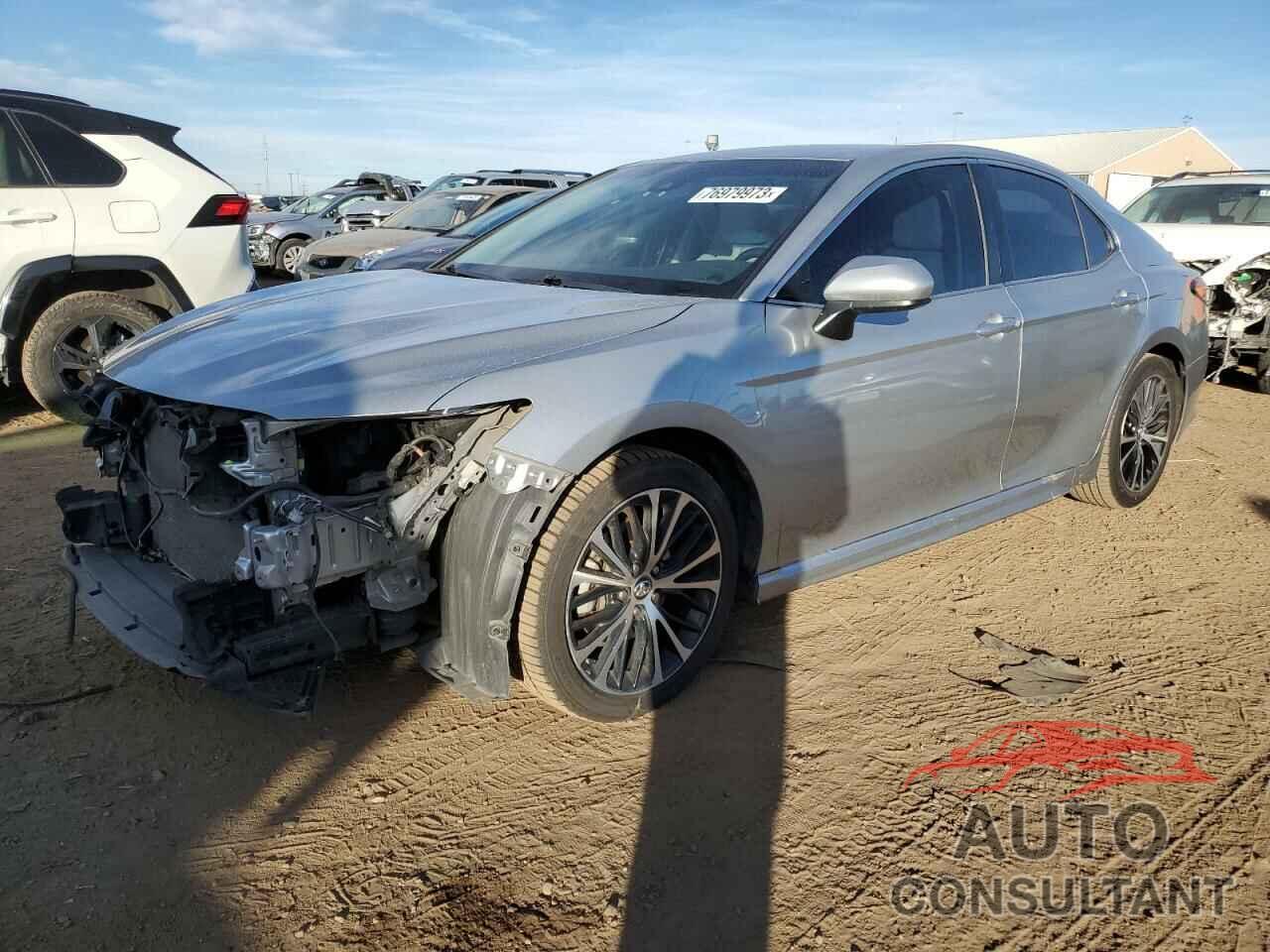 TOYOTA CAMRY 2018 - 4T1B11HK9JU091003